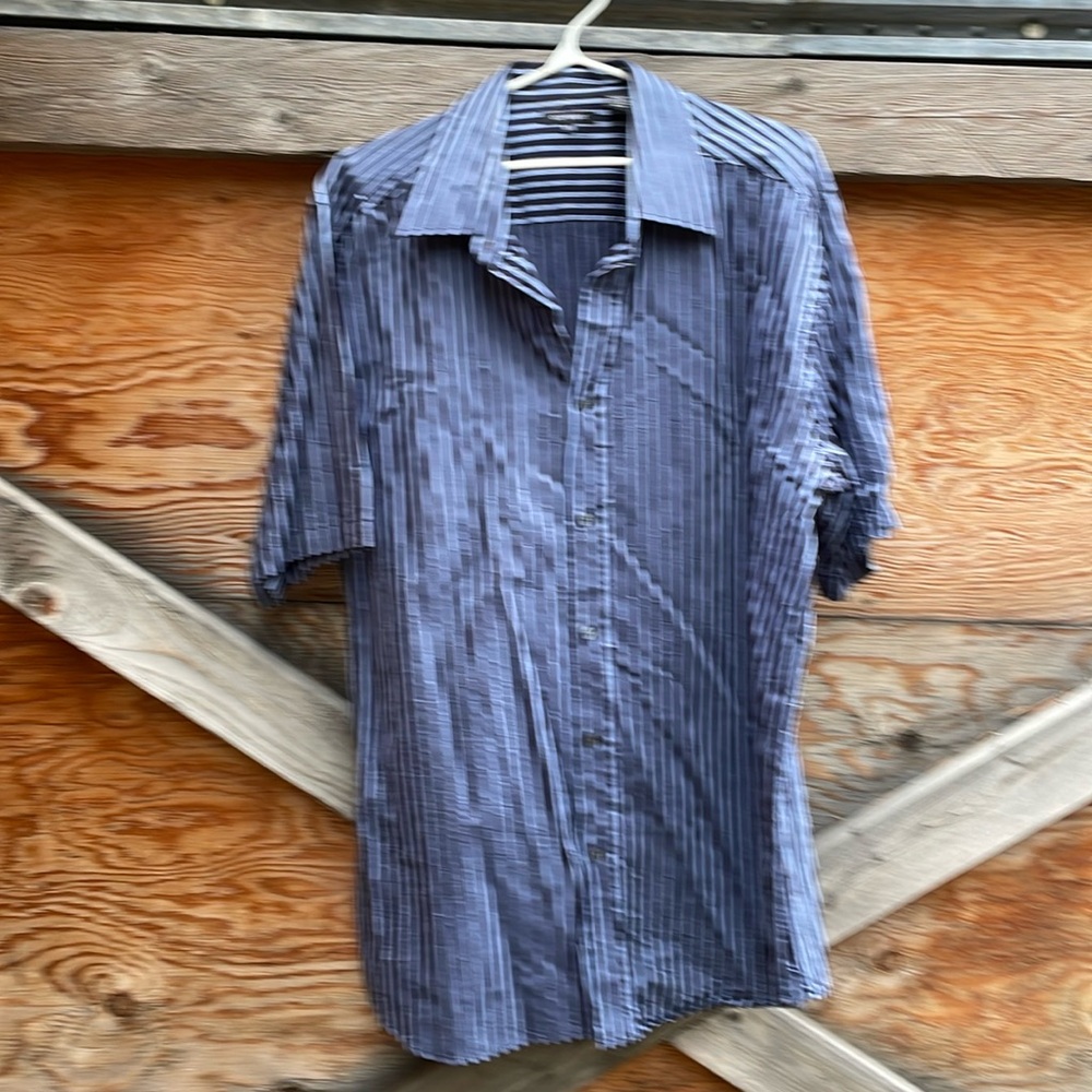 Men’s Short Sleeve Dress Shirt